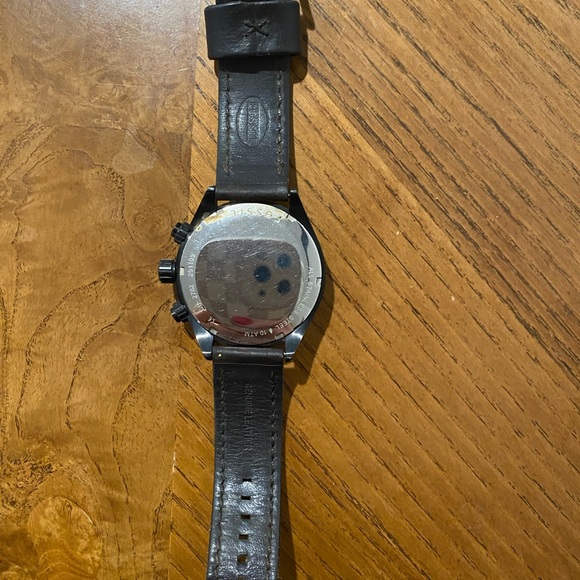 Men’s leather Fossil watch. Brown leather band and face. Needs new battery. - Picture 3 of 3
